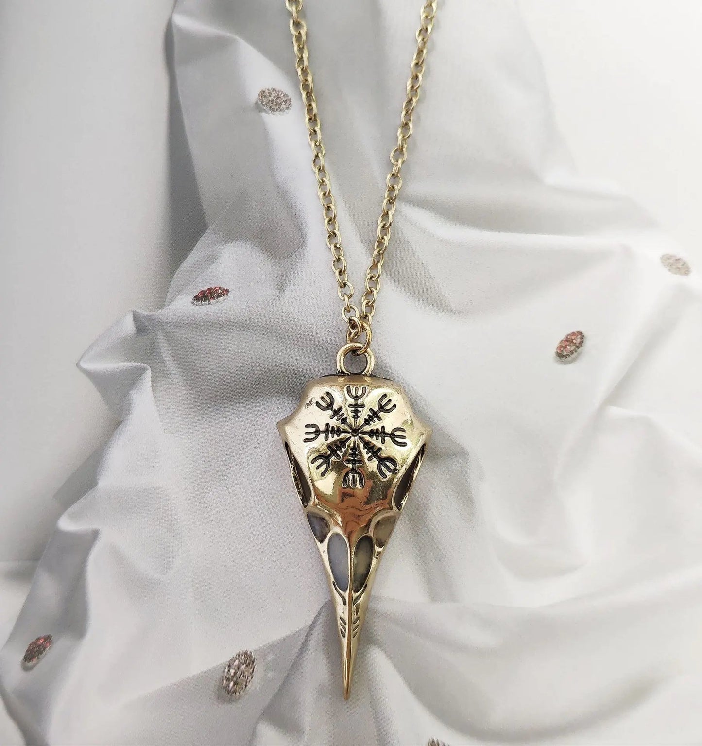 Glow Raven Skull Necklace Sorceress Sanctuary