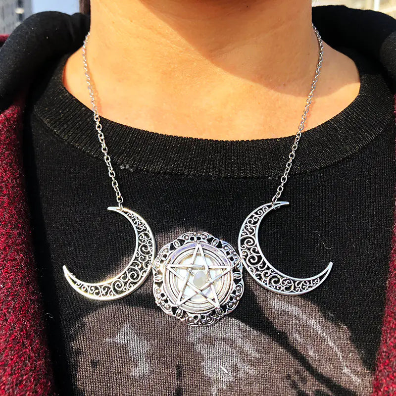 Mystical Moon Necklace Sorceress Sanctuary