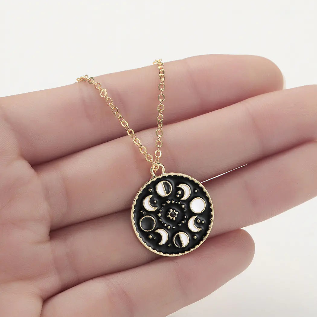 Moon Phase | Necklace