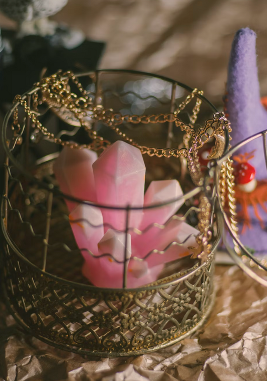 Quick-Guide-To-Witchcraft-Altar-Supplies Sorceress Sanctuary
