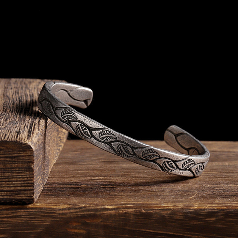 Vintage Viking Men's Bracelet with Creative Feather Leaf Design