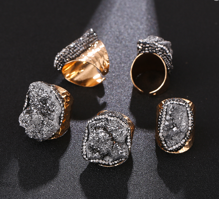 Crystal Clusters | Adjustable Ring