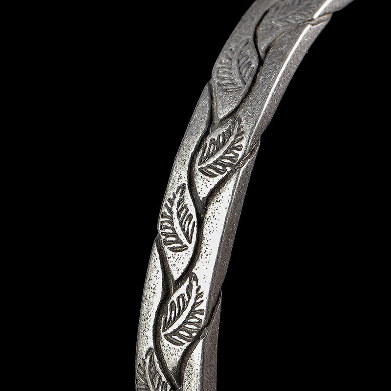 Vintage Viking Men's Bracelet with Creative Feather Leaf Design