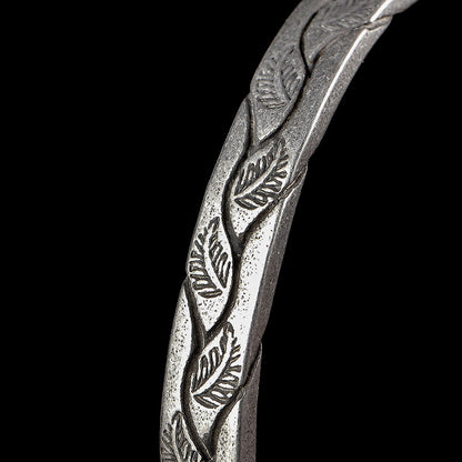 Vintage Viking Men's Bracelet with Creative Feather Leaf Design