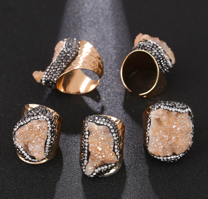 Crystal Clusters | Adjustable Ring