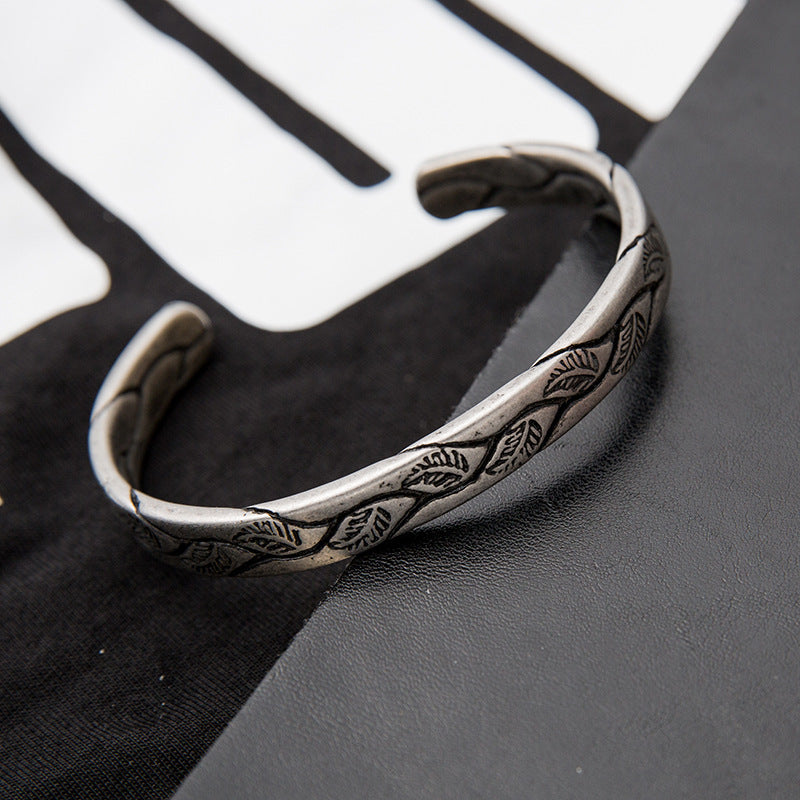 Vintage Viking Men's Bracelet with Creative Feather Leaf Design