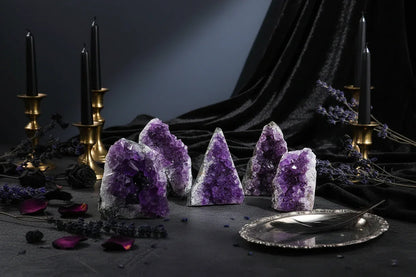 Amethyst Cluster - Sorceress Sanctuary 50 to70g-70 to 100g-100 to 120g-120 to 150g-150 to 170g