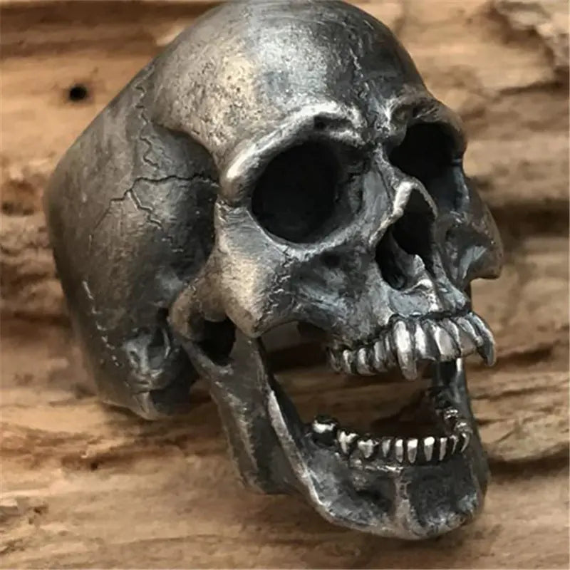 Gothic Skull Ring