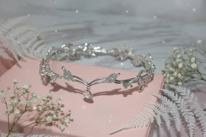Ethereal Crystal Crown - Sorceress Sanctuary Silver-White-Gold
