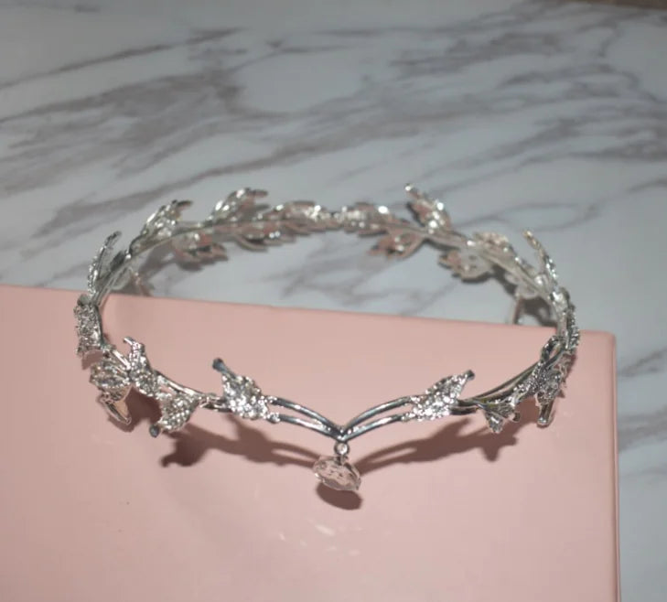 Elegant Crystal Crown
