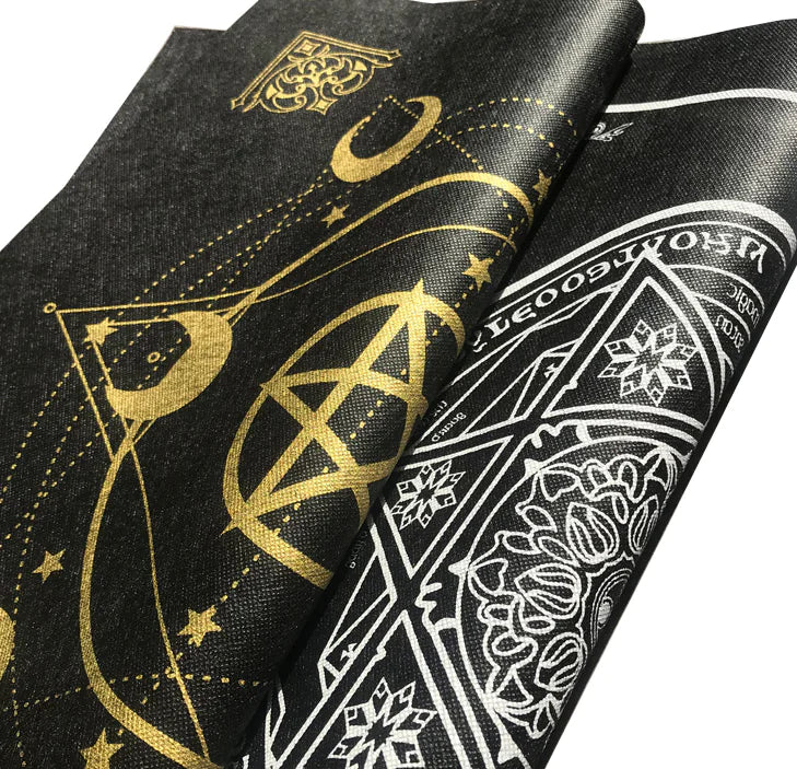 Tarot Tablecloth With Star Pattern & Velvet Material