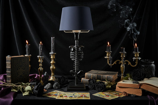 Gothic Lamp - Sorceress Sanctuary Skull Table Lamp 110V USB / 1pcs