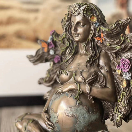 Mother Earth | Statue