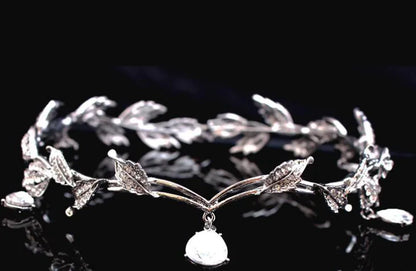Elegant Crystal Crown