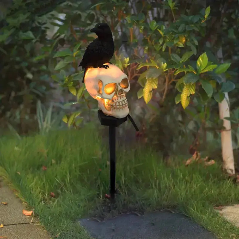 Witch’s Crow & Skull Solar Light