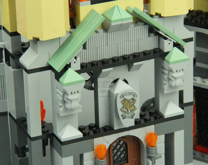 Enchanted Mini Hogwarts Castle | Magician Series