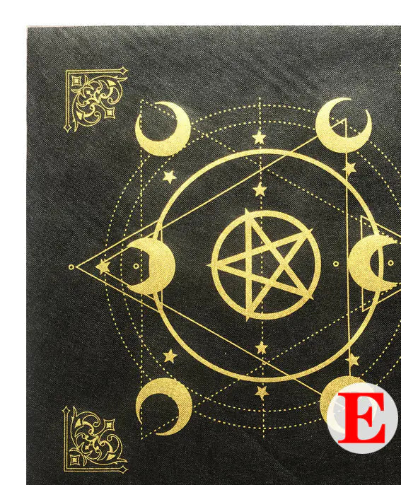 Tarot Tablecloth With Star Pattern & Velvet Material