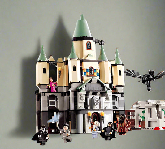 Enchanted Mini Hogwarts Castle | Magician Series Sorceress Sanctuary