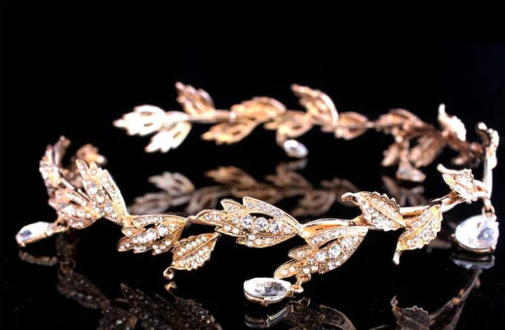 Elegant Crystal Crown